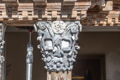 Venetian window with sheet-lead ornament used to make Corinthian capitals